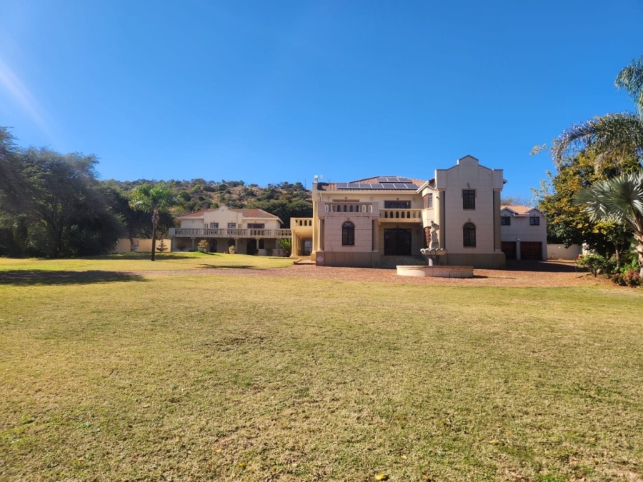 4 Bedroom Property for Sale in Wilkoppies North West